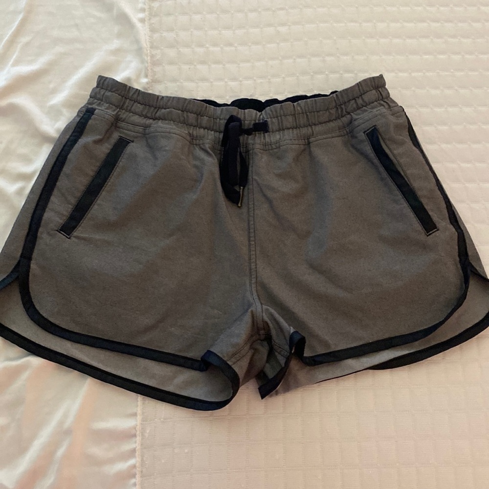 Lulu shorts